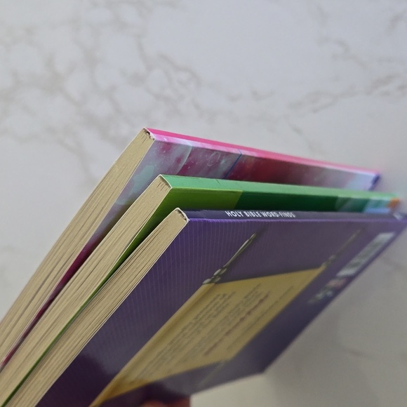 Word Search Word Hunt Puzzle Books Inspirational Set of 3 New - Picture 7 of 7